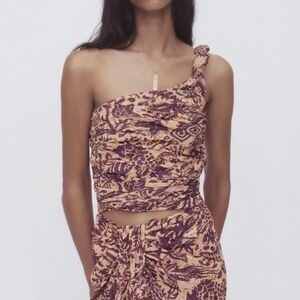 Zara One shoulder ruched crop top